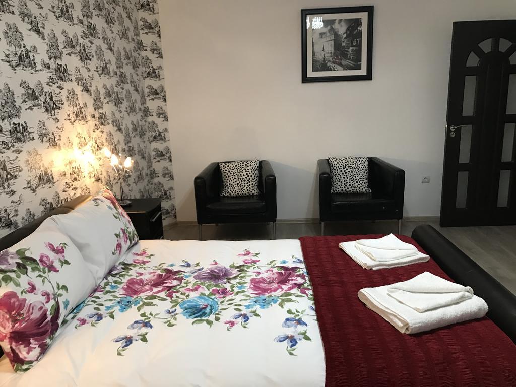 The Castle Apartment Gura Humorului Δωμάτιο φωτογραφία